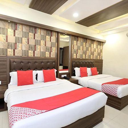 Oyo 17307 Hotel Kings Amritszár Kültér fotó