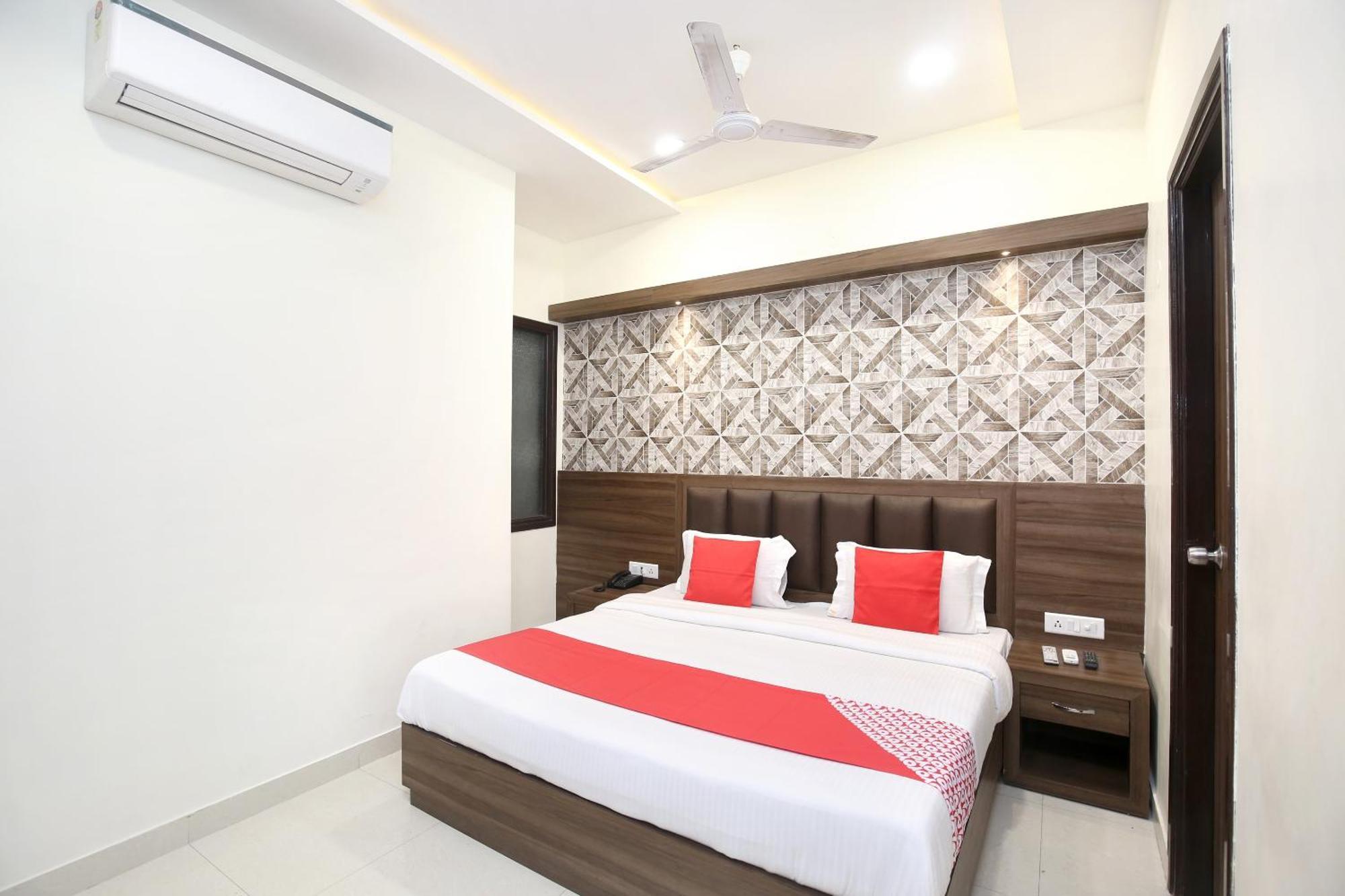 Oyo 17307 Hotel Kings Amritszár Kültér fotó